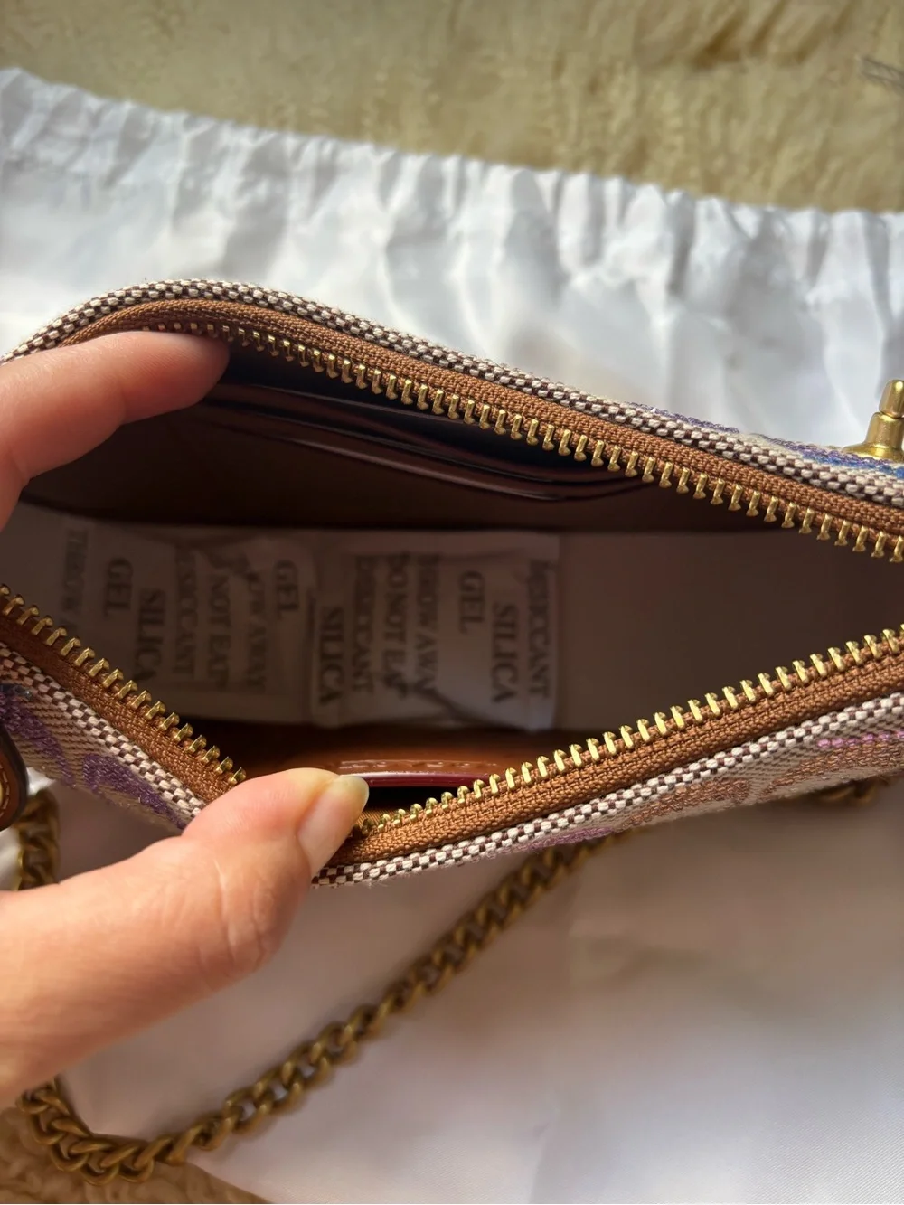 Coach Swinger Bag 20 With Chain In Crystal Signature Jacquard